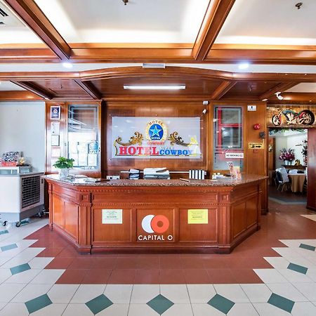 Collection O Hotel Super Cowboy Malacca Extérieur photo